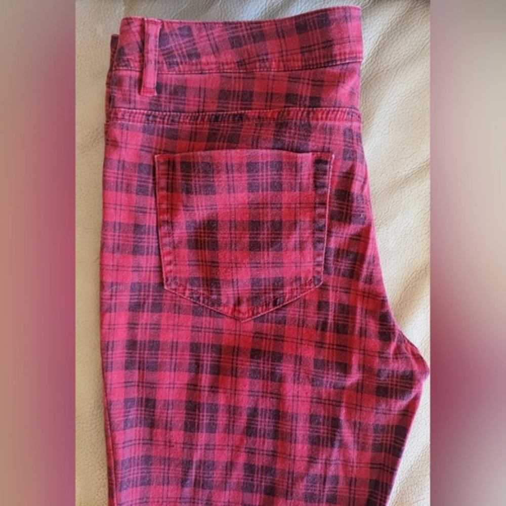 XHILARATION Vintage Red Buffalo Plaid Cotton Pants Women's Size 9 - Picture 5 of 8